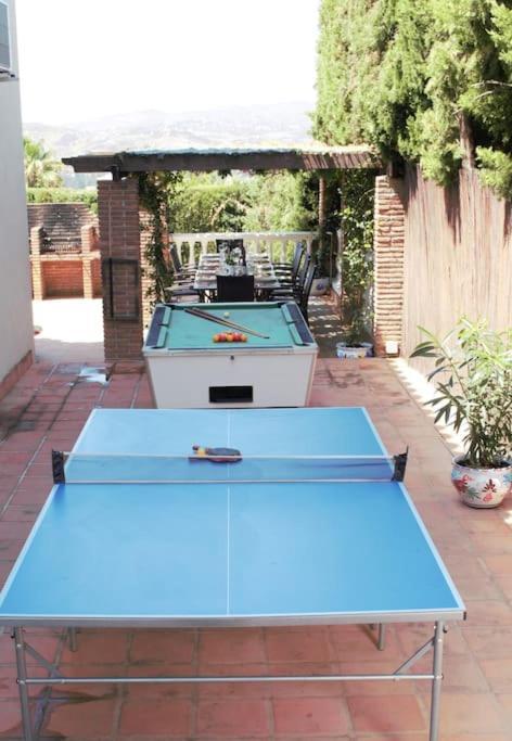 Beautiful 9 Bedroom With And Pool. Málaga
